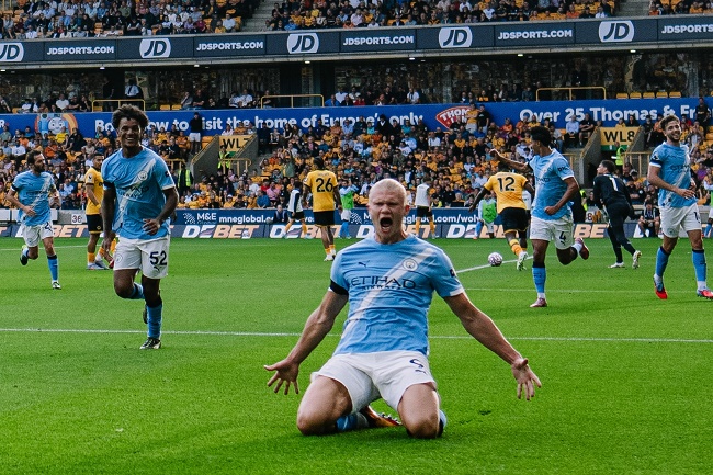 Manchester City Tancap Gas, Hajar Wolves 4 Gol Tanpa Balas